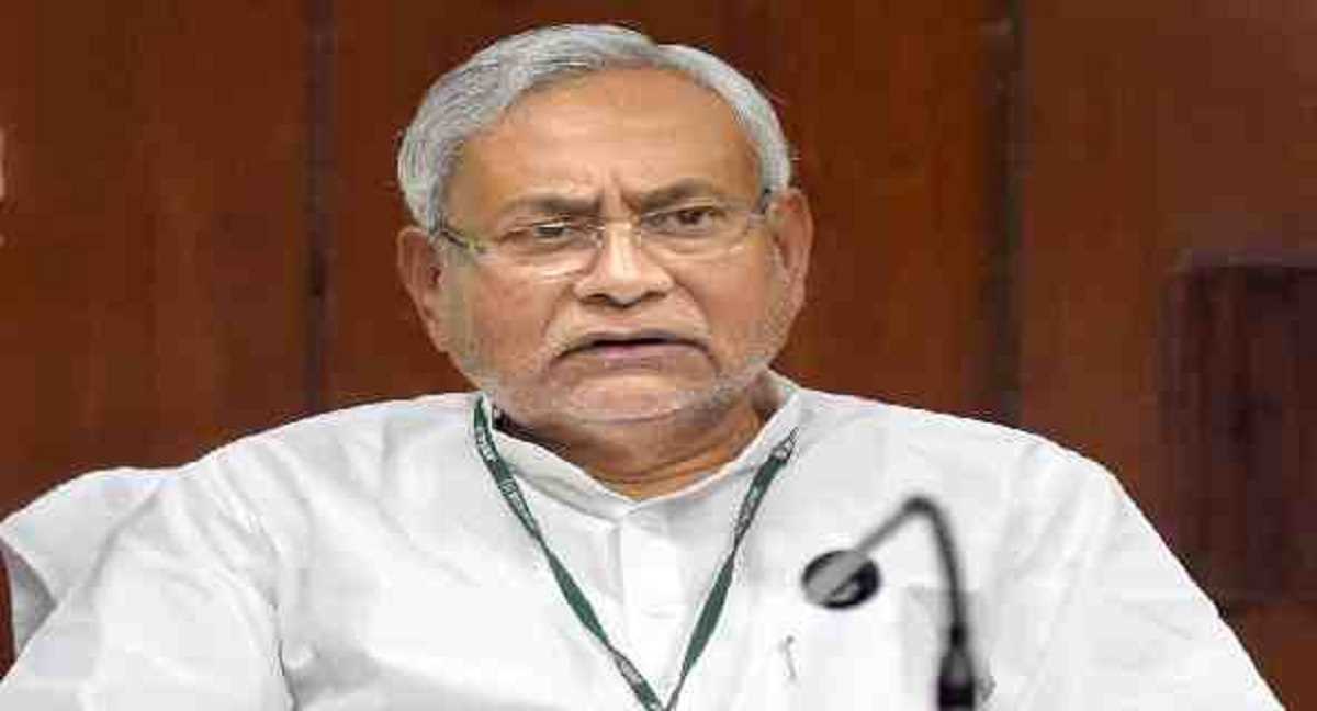 क्या उद्धव ठाकरे का हाल देख डर गए नीतीश कुमार क्या उद्धव ठाकरे का हाल देख डर गए नीतीश कुमार